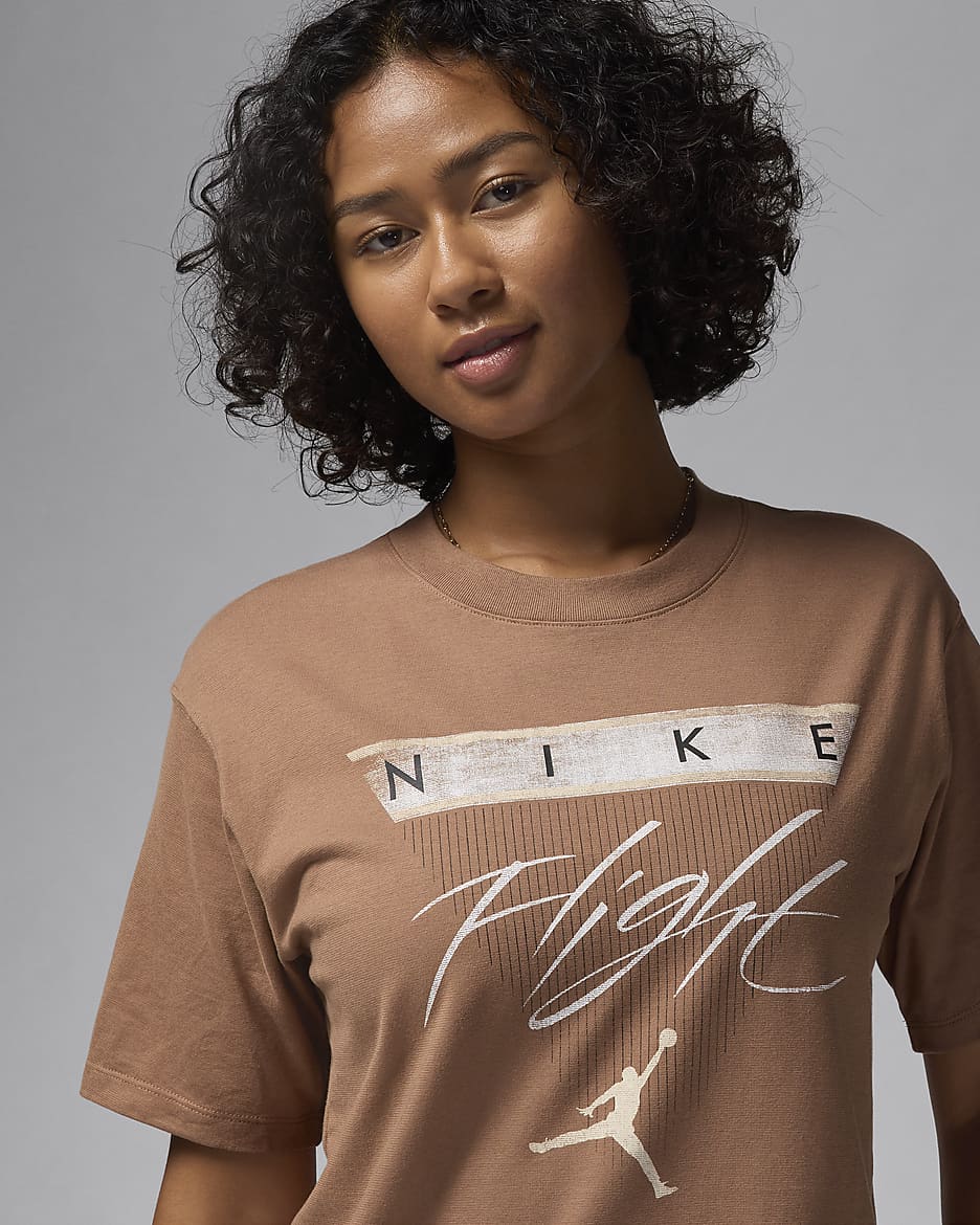 Jordan Flight Heritage Women s Graphic T Shirt. Nike HU